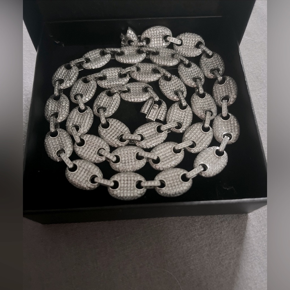 Gucci Link Chain